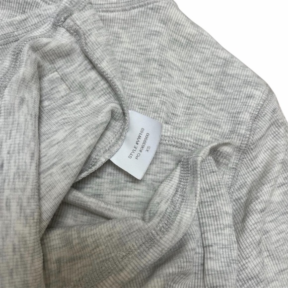 VUORI pose fitted tee xs light gray - Picture 6 of 6